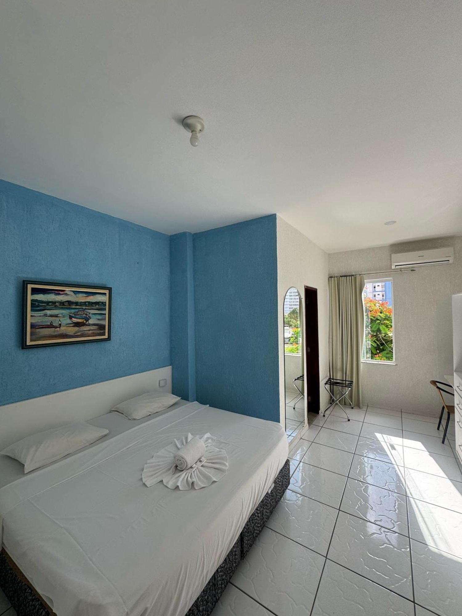 Americas Hotel 3*